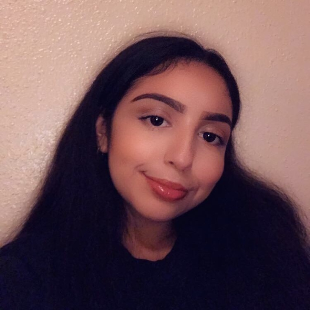 Meet your Posher, Ixela